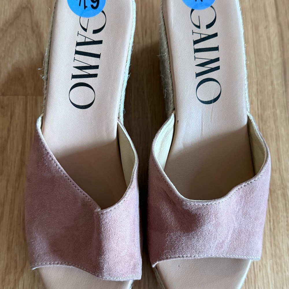 Gaimo women's espadrille wedge sandal in a salmon pink suede material